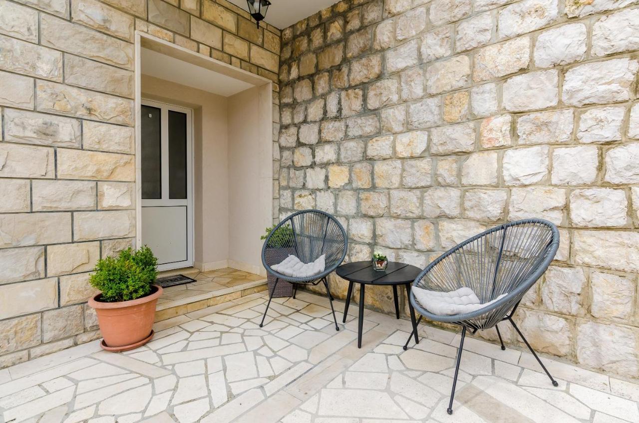 Apartment Lise Mokosica Dubrovnik Exterior photo
